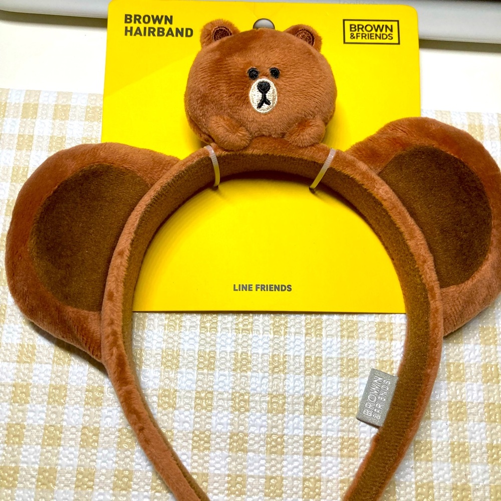 Brown hair band